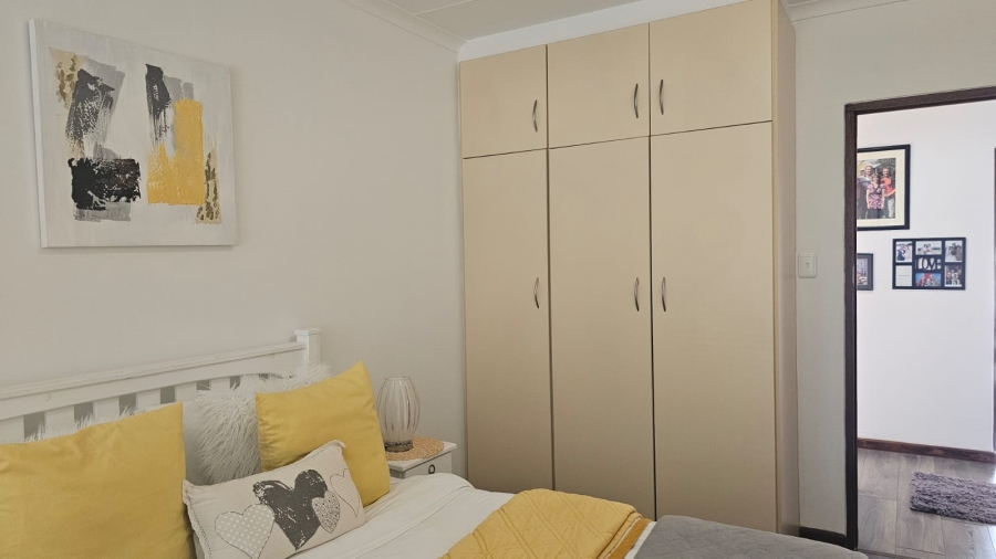 4 Bedroom Property for Sale in Stilbaai Wes Western Cape